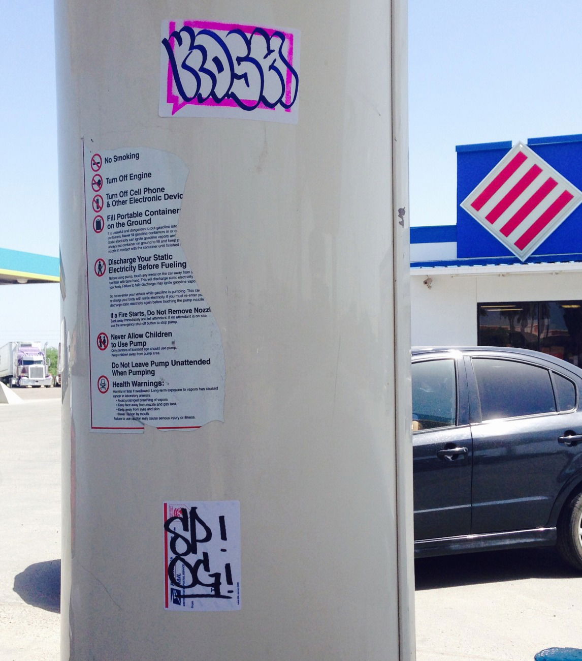 Graffiti Street Art - Photo by Kosh101 - Slaps (2014)