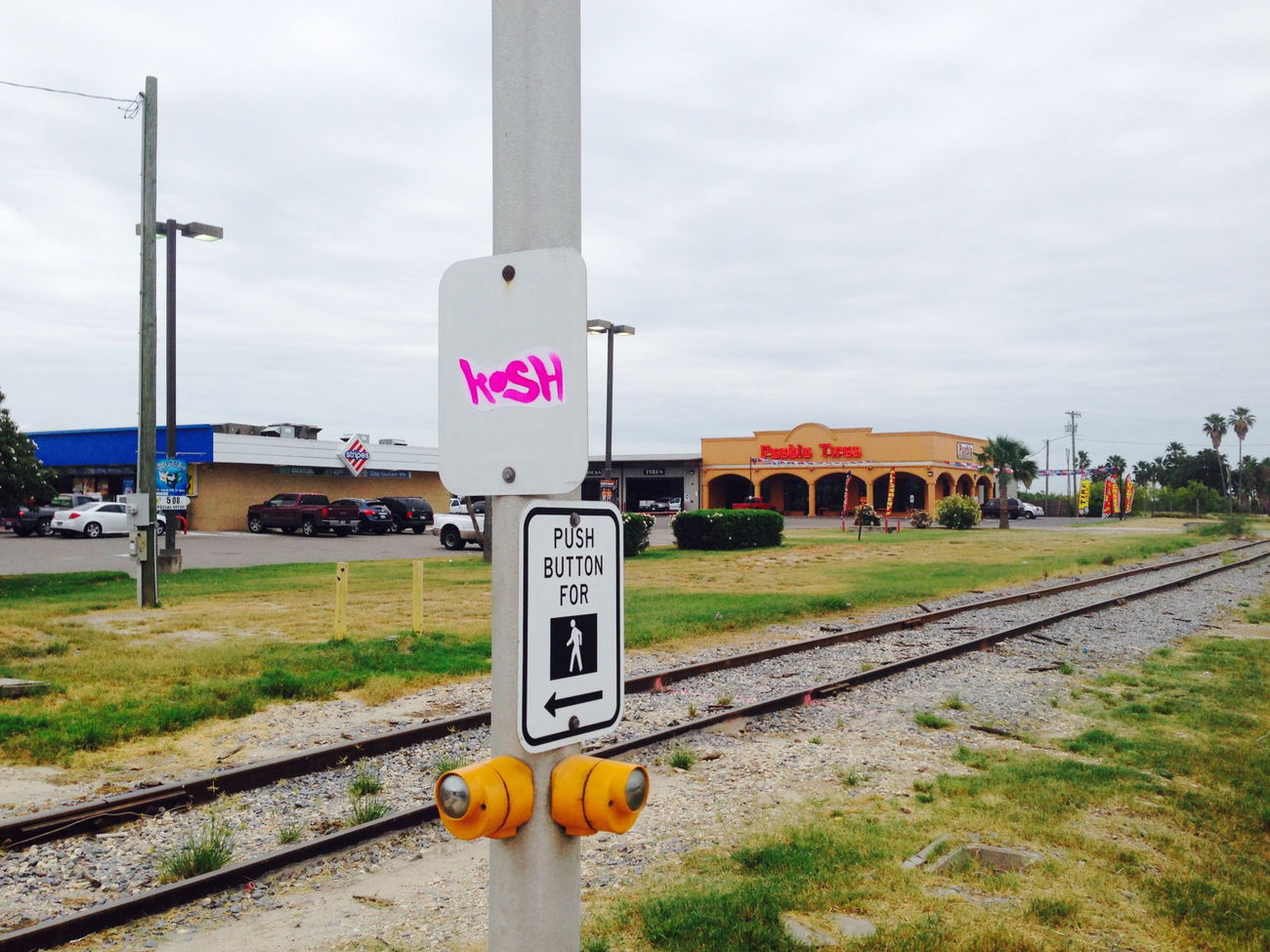 Graffiti Street Art - Photo by Kosh101 (2014)