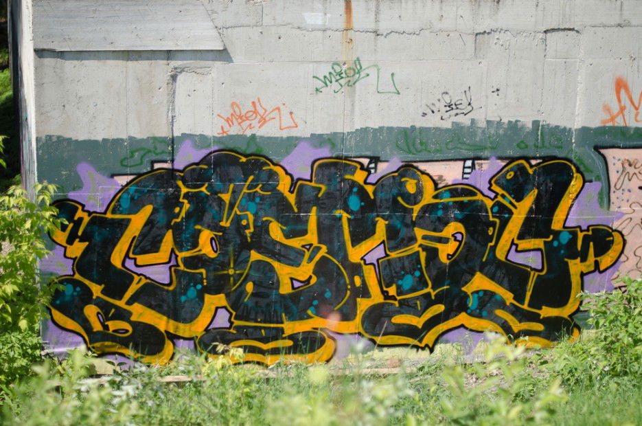 Graffiti Wall - Photo by Kosmos (2013)