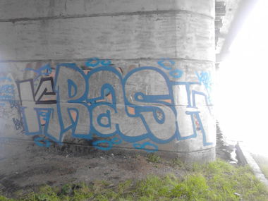 Graffiti Bombing - Photo by Krash - Krasg (2014)