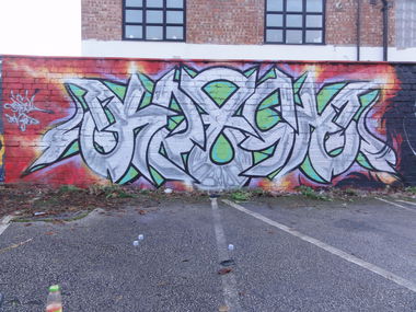 Graffiti Wall in Nottingham - Photo by Kreshone - bew, gsm