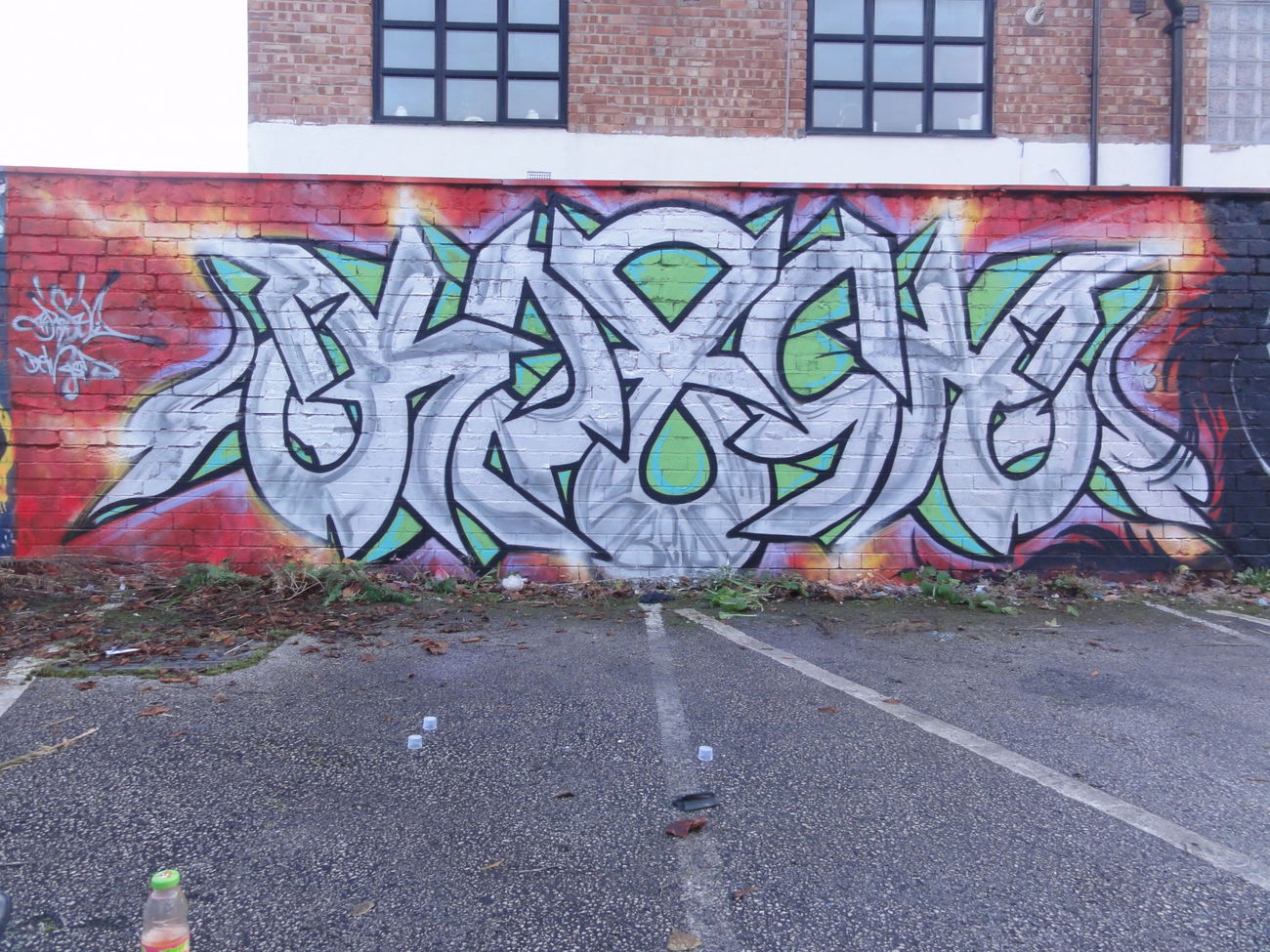 Graffiti Wall in Nottingham - Photo by Kreshone - bew, gsm