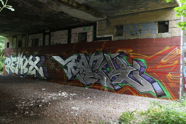 Graffiti Wall - Photo by Kreshone - bew, gsm (2015)