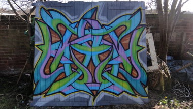 Graffiti Wall - Photo by Kreshone - bew, gsm (2012)