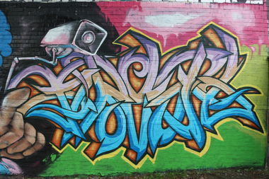 Graffiti Wall in Nottingham - Photo by Kreshone - bew, gsm (2014)
