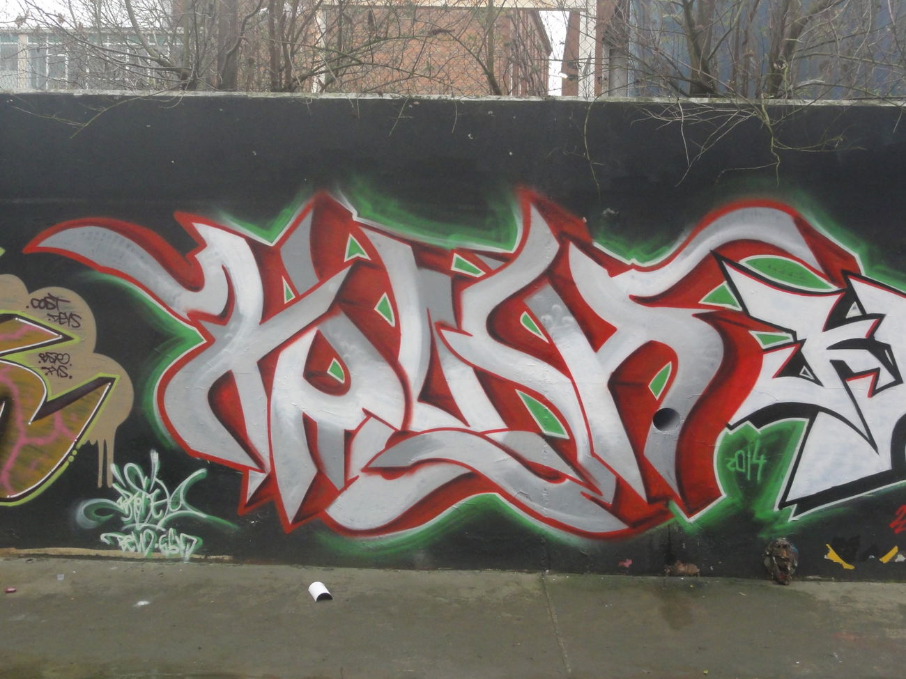 Graffiti Wall in Leicester - Photo by Kreshone - bew, gsm (2014)