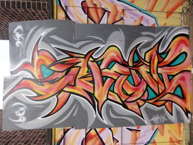Graffiti Wall - Photo by Kreshone - bew, gsm (2012)
