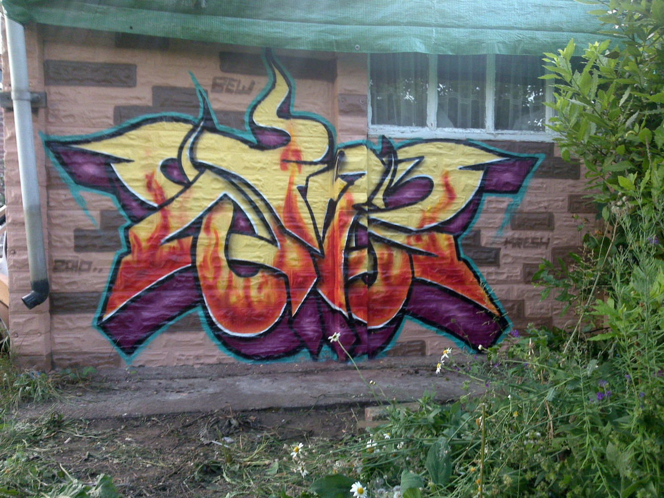 Graffiti Wall in Nottingham - Photo by Kreshone - bew, gsm (2010)