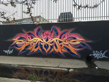 Graffiti Wall in Leicester - Photo by Kreshone - bew, gsm (2015)
