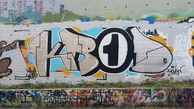 Graffiti Wall - Photo by Kridone - YO.DOVE!