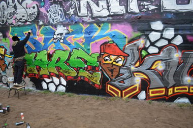 Graffiti Wall - Photo by Kriso - srf