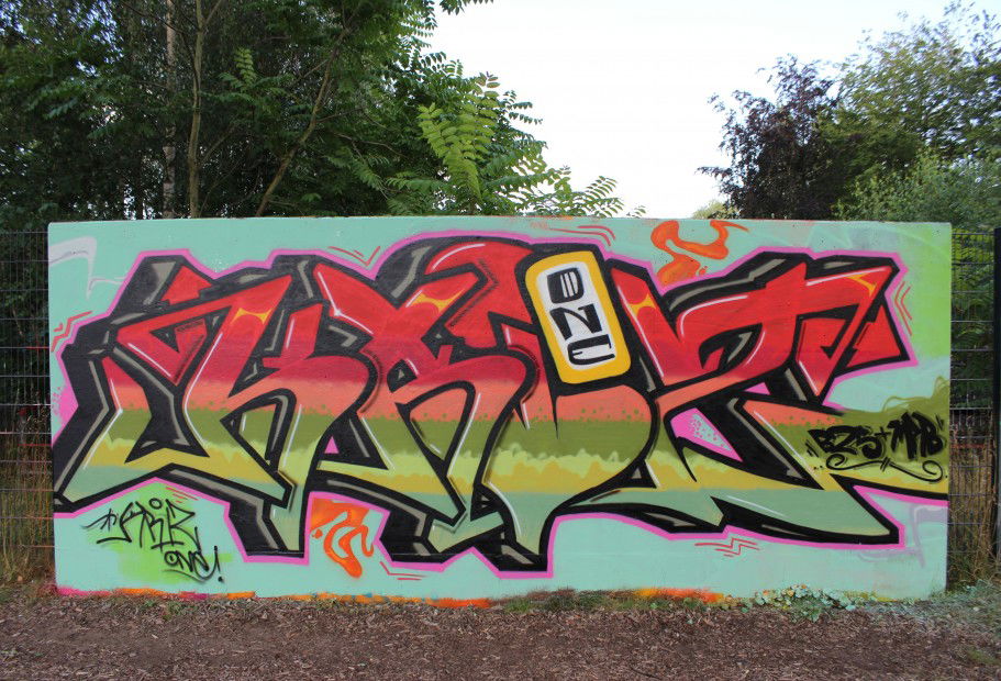 Graffiti Wall - Photo by KrizOne - B2S, MRB (2013)