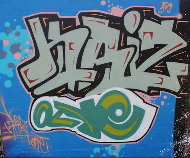 Graffiti Wall - Photo by KrizOne - kriz, one (2015)