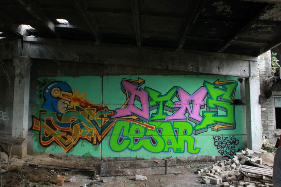 Graffiti Wall - Photo by Krizis_Dtns - DTNS (2013)