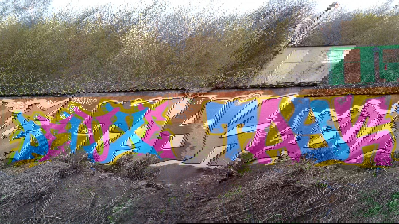 Graffiti Wall - Photo by Krizis_Dtns - DTNS (2014)