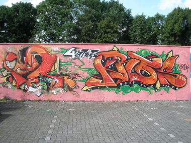 Graffiti Wall in Aurich - Photo by Kros87 - Ples, PlesOne, Plessure (2011)