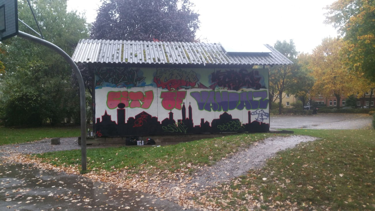 Graffiti Wall in Kassel - Photo by Kunited - Token, Some (2016)