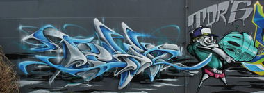 Graffiti Wall - Photo by KurtCHose - Tenk, tdr