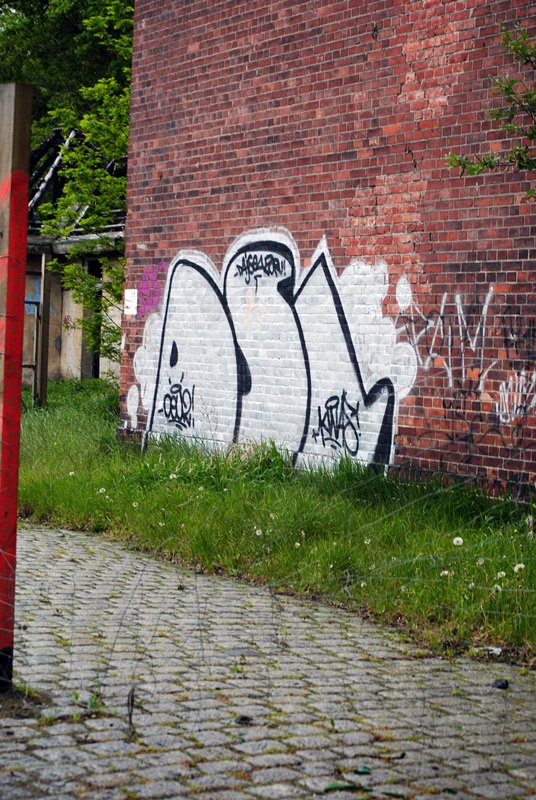 Graffiti Bombing in Goleniów - Photo by KwasDSL - KWAS, CEU2, CU2 (2013)