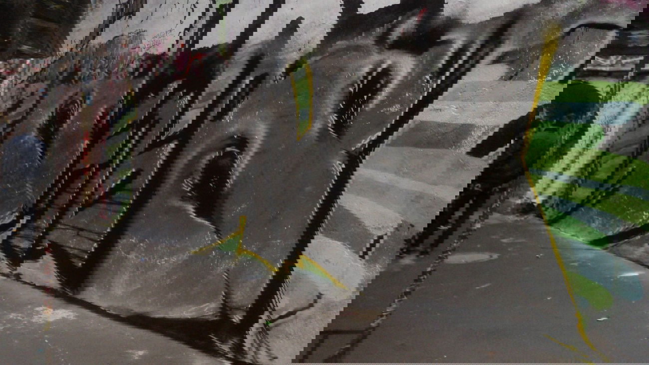 Graffiti Wall - Photo by LAVEGANG (???)