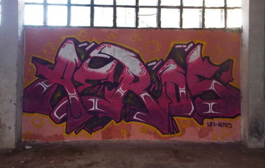 Graffiti Wall - Photo by LOSAEROS