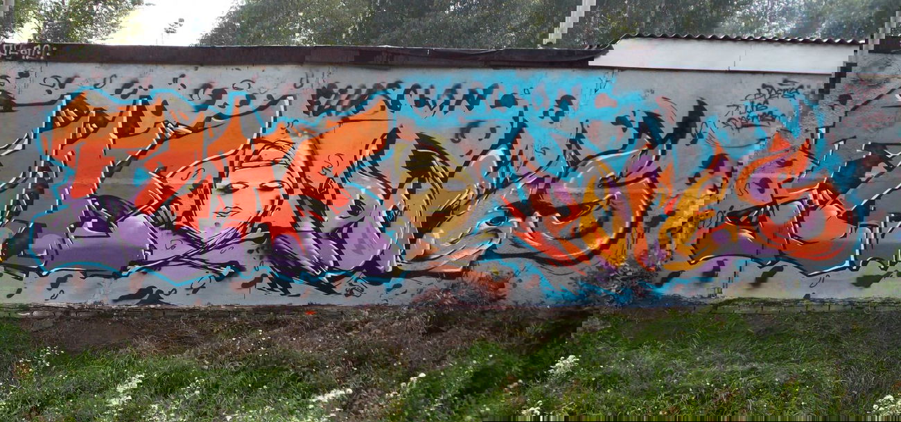 Graffiti Wall in Yaroslavl - Photo by LOSAEROS - Los, Aeros, and (2014)