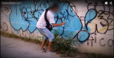 Graffiti Bombing - Photo by LOST - LOST, GRAFFITI, RRW