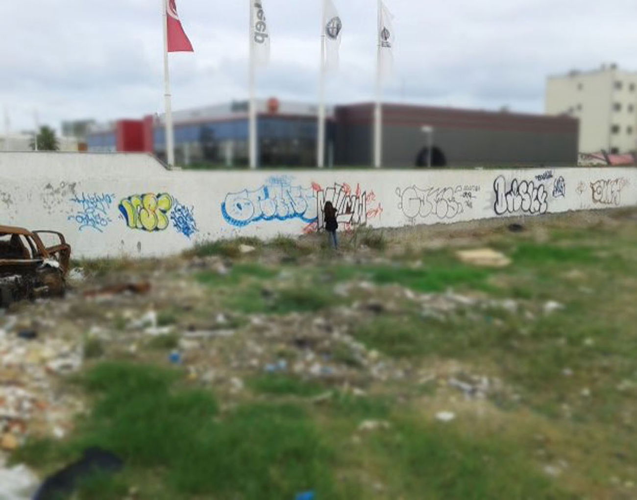 Graffiti Bombing - Photo by LOST - LOSTGRAFFITIRRWSAIDANICPSTNWLIFESTAYA