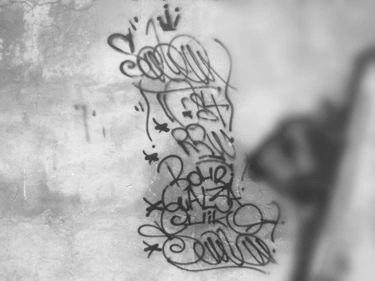 Graffiti Bombing - Photo by LOST - LOSTGRAFFITI, RAIN, COATTING