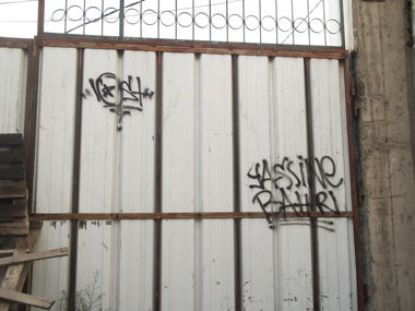 Graffiti Bombing - Photo by LOST - LOST, GRAFFITI, RRW