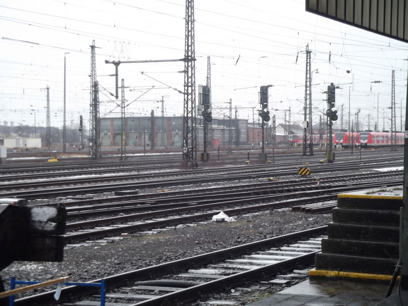 Graffiti Artwork - Photo by LWOBRTUHCTULC - Darmstadt, Train, Mannheim (2015)