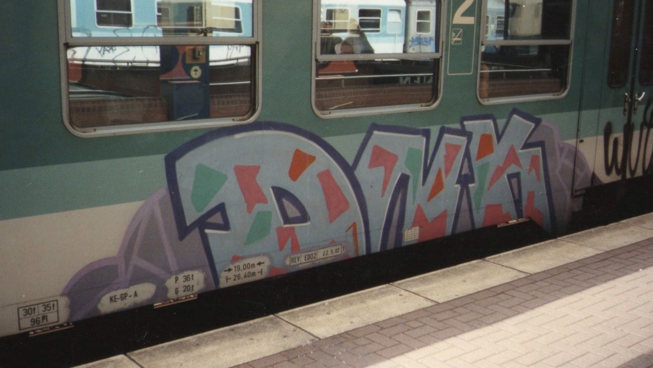 Graffiti Train - Photo by Labrat143 - Dortmund (1990)