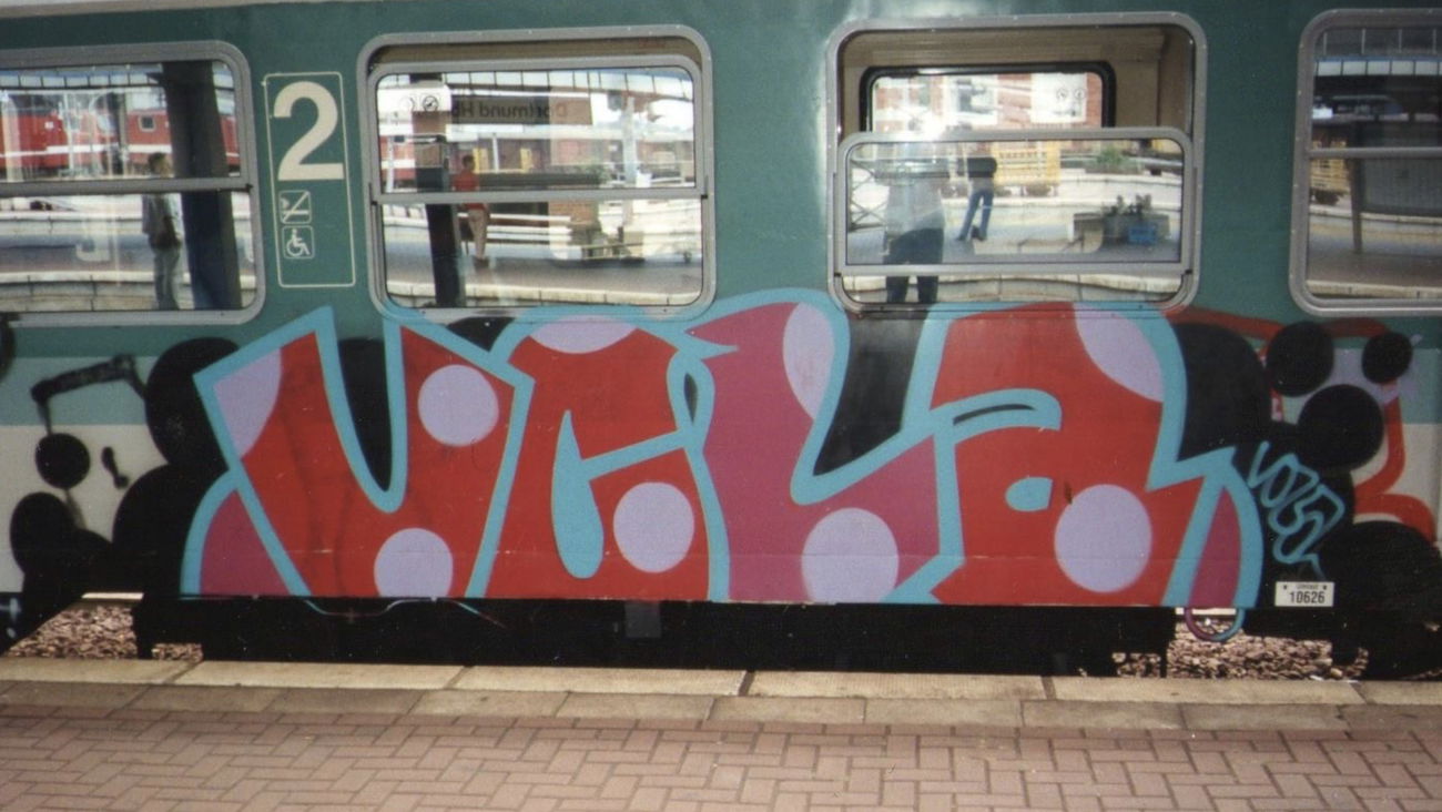 Graffiti Train - Photo by Labrat143 - Dortmund (1990)