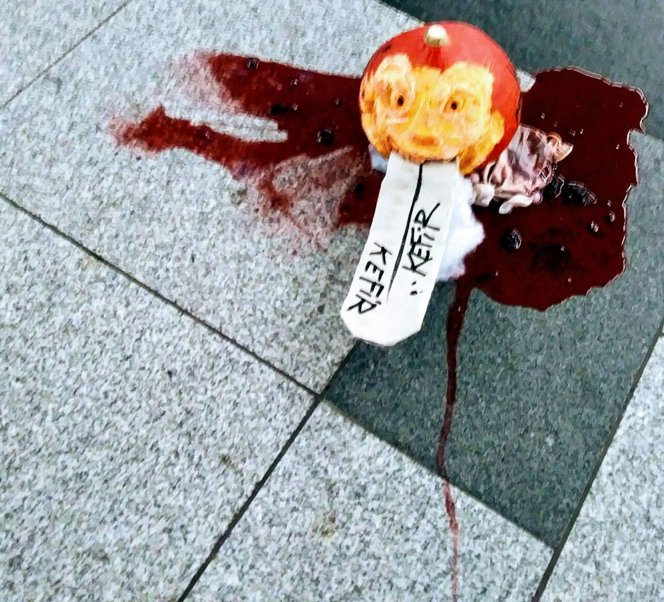 Graffiti Wall - Photo by Lackaffe - kefir, K_FeaR, ke4