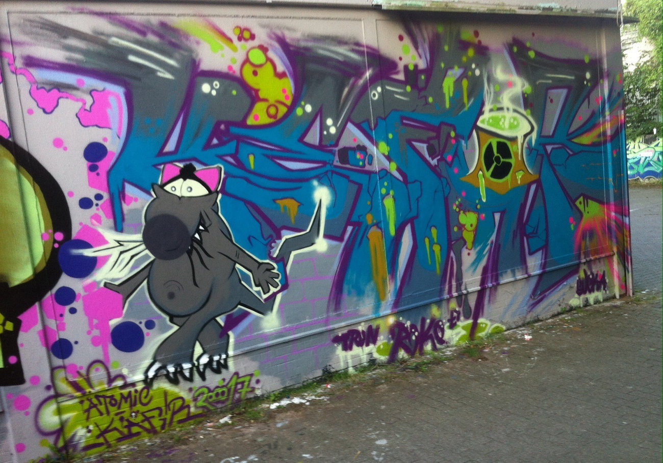 Graffiti Photo by Lackaffe - Kefir, tron, rokoe