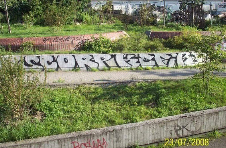 Graffiti Wall - Photo by Lackaffe - Scorp, Kefir