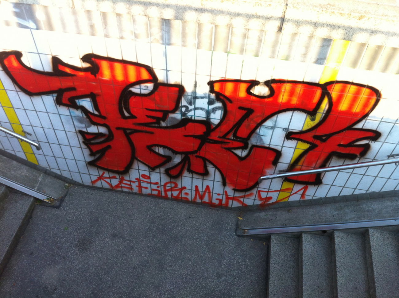Graffiti Wall - Photo by Lackaffe - Ke4, kevieroner, kefir1