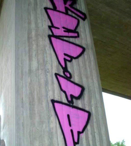 Graffiti Wall - Photo by Lackaffe - Kefir, thäPinkHunter•, däPoser_inRosa