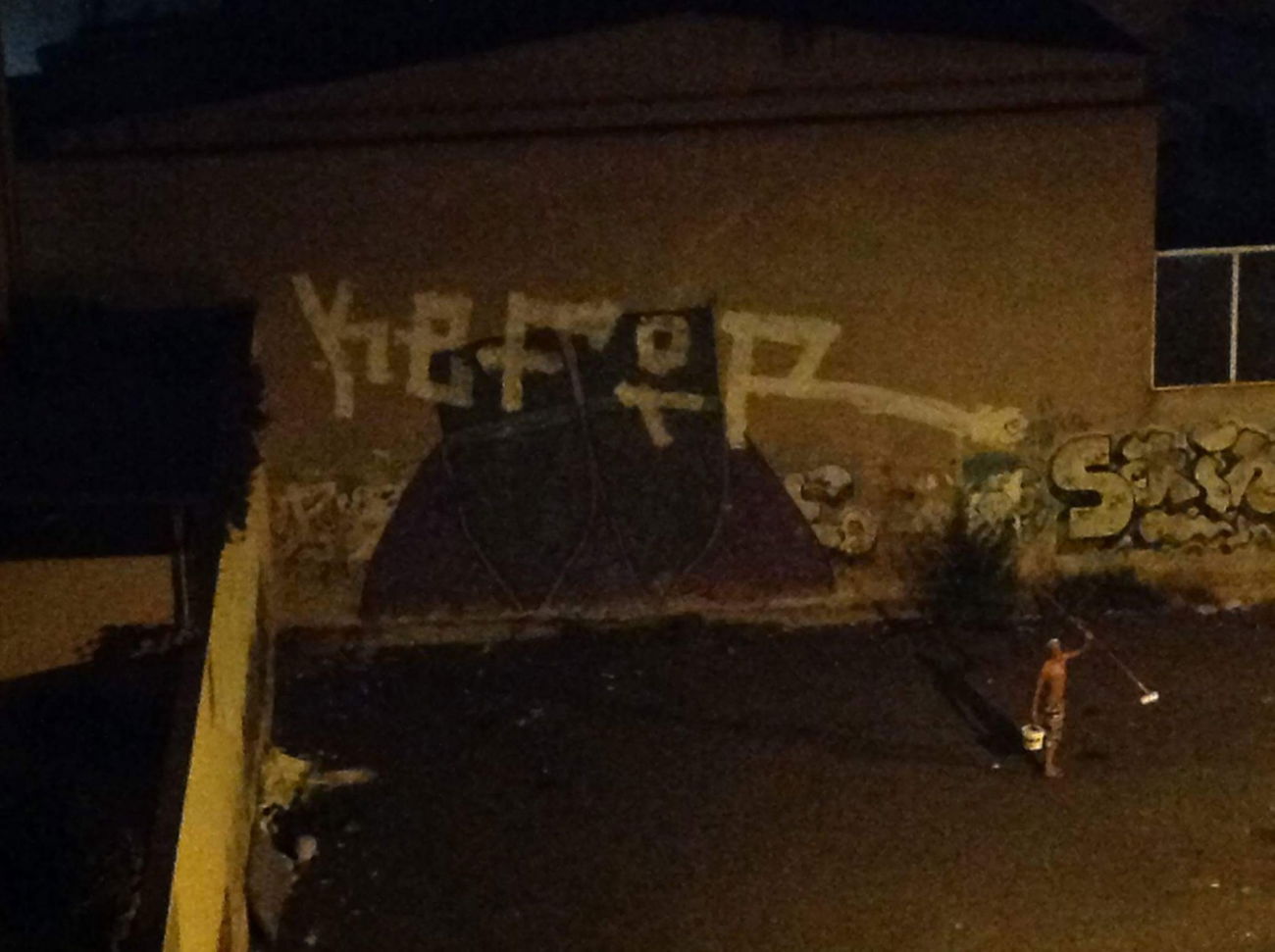 Graffiti Wall - Photo by Lackaffe - Kefir, barcelona, bazzzel-oner