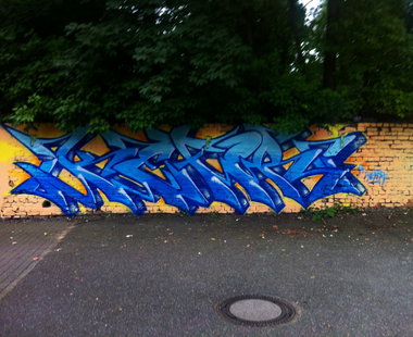 Graffiti Wall - Photo by Lackaffe - Kefir, von:, Tron