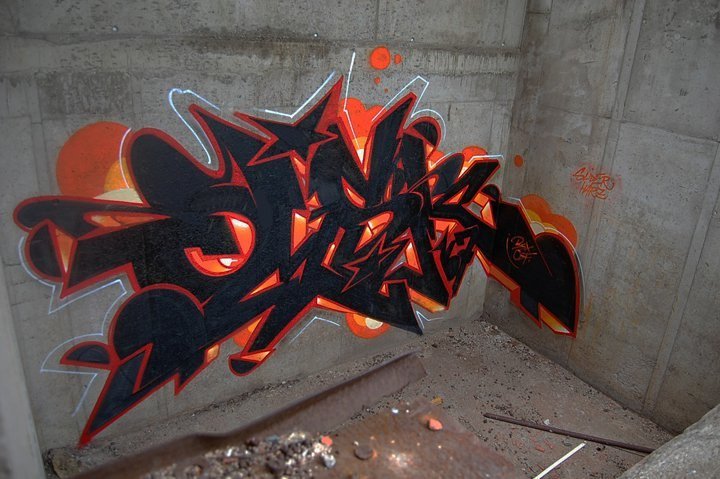 Graffiti Wall - Photo by LackierPerson