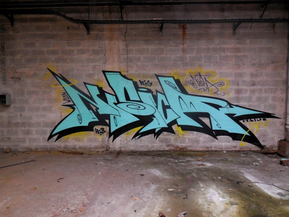 Graffiti Wall - Photo by LackierPerson