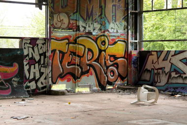 Graffiti Wall - Photo by LackierPerson