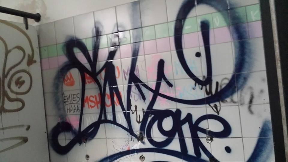 Graffiti Artwork - Photo by LackierPerson