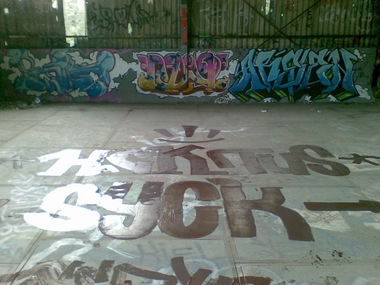 Graffiti Wall - Photo by LackierPerson