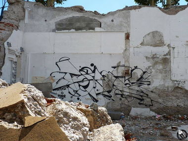 Graffiti Wall - Photo by LackierPerson