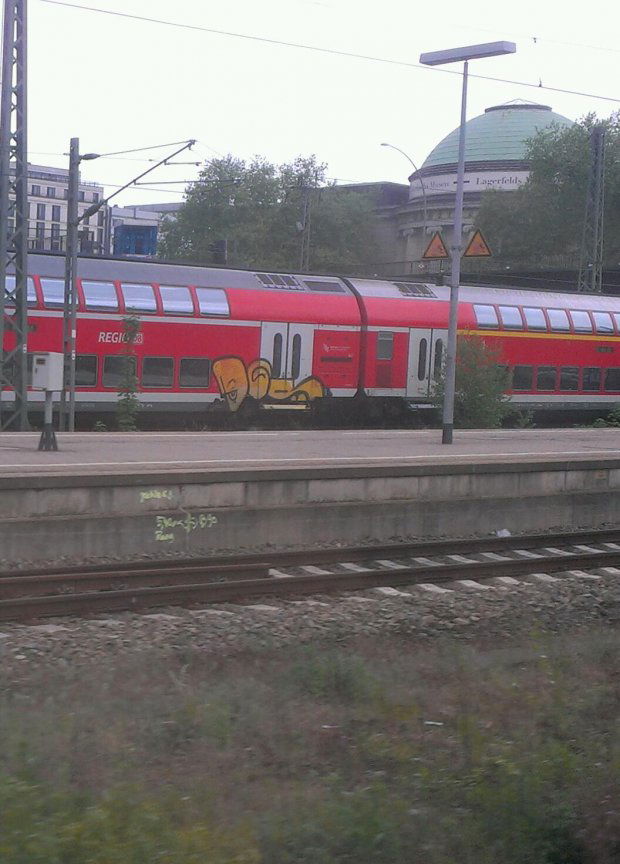 Graffiti Train - Photo by Lackspotter - dos, hamburg, regio (2014)