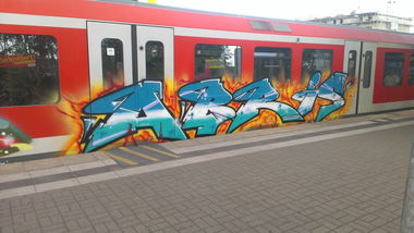 Graffiti Train - Photo by Lackspotter - abris, hamburg, sbahb (2014)