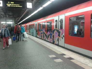 Graffiti Train - Photo by Lackspotter - hamburg (2014)