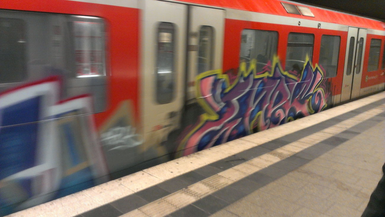 Graffiti Train - Photo by Lackspotter (2015)